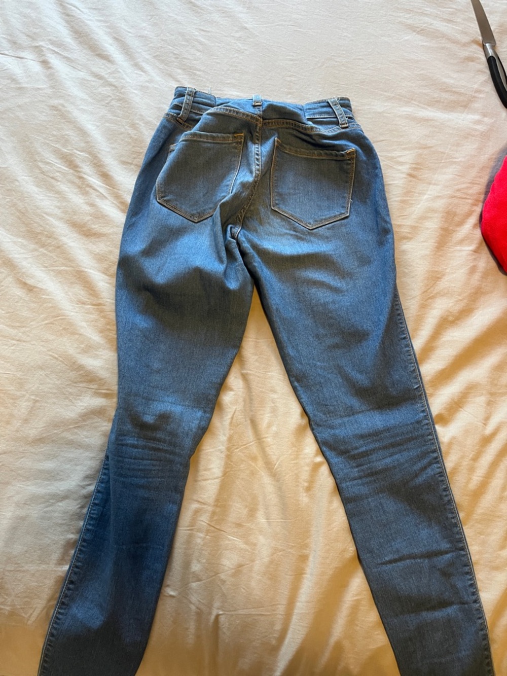 Classic Blue High-Waist Jeans - Picture 6 of 9